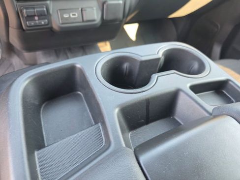 Certified 2024 Chevrolet Silverado 2500 Custom w/ Custom Value Package image 17