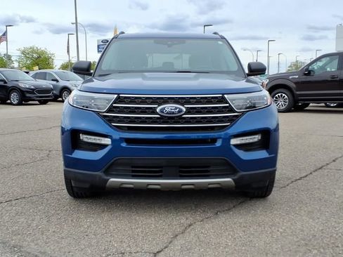 Certified 2023 Ford Explorer XLT w/ Equipment Group 202A AWD/4WD image 2