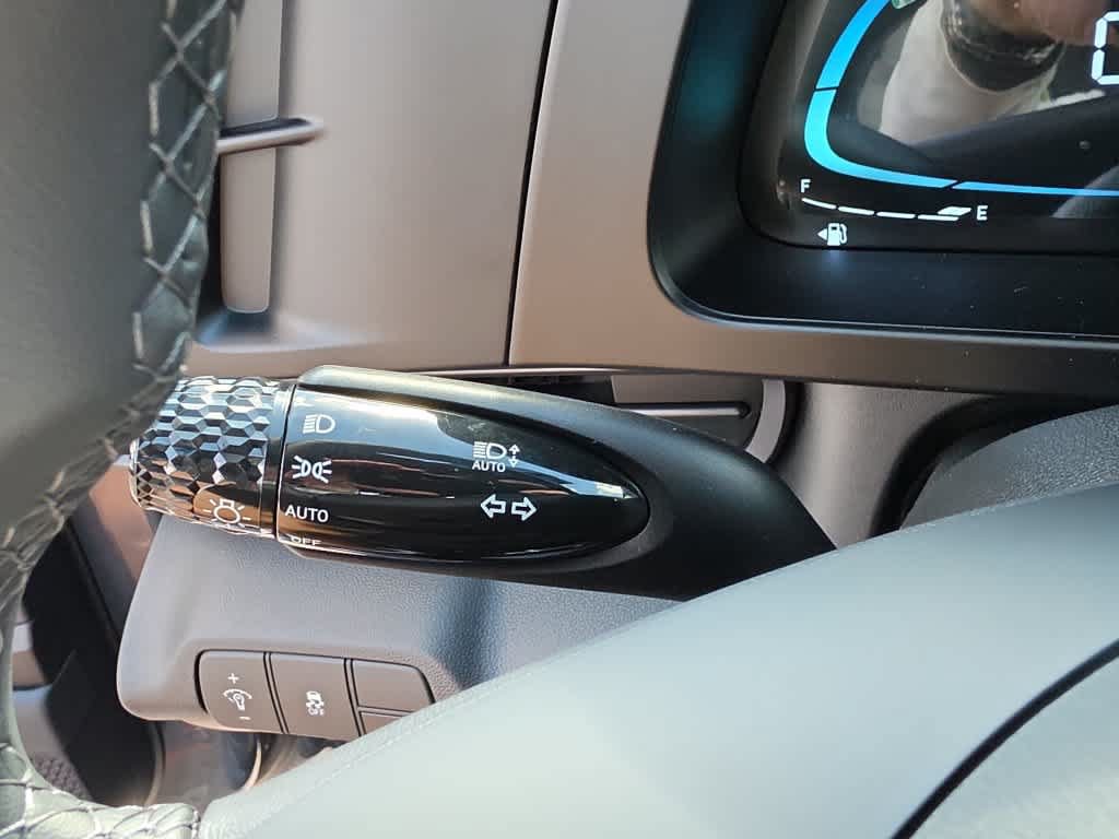 New 2026 Hyundai Elantra SEL Sport FWD image 29