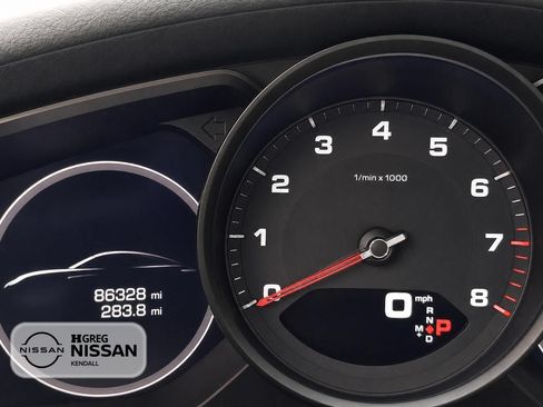 Used 2018 Porsche Panamera w/ Premium Package Plus RWD image 11