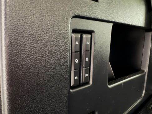 Used 2020 Ford Expedition Platinum image 33