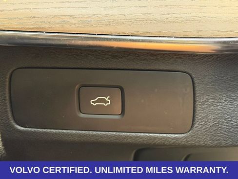 Certified 2026 Volvo XC90 B6 Plus AWD/4WD image 20