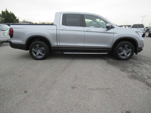 Used 2023 Honda Ridgeline RTL-E image 4