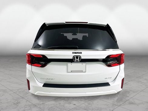 New 2026 Honda Odyssey Elite image 4