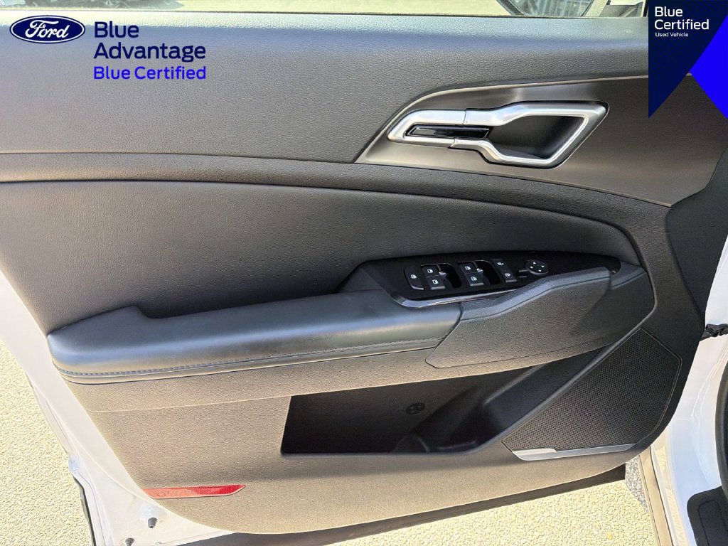 Used 2023 Kia Sportage EX FWD image 16