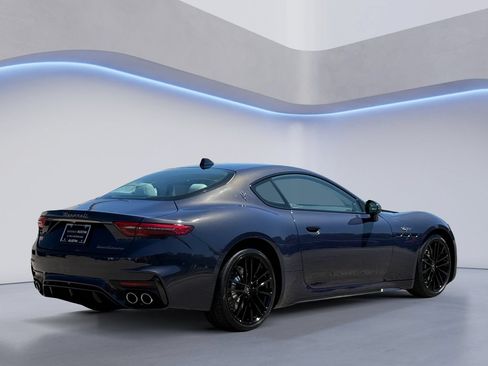 New 2026 Maserati GranTurismo Trofeo AWD/4WD image 9