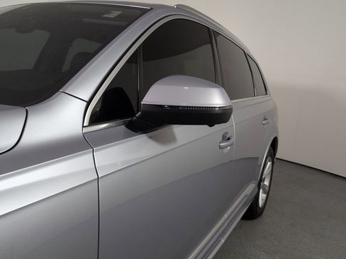 Used 2022 Audi Q7 3.0T Premium image 33