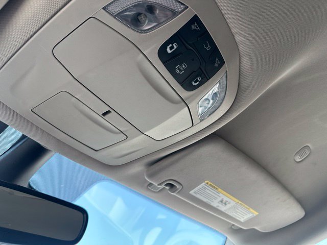 Used 2022 Chrysler Pacifica Touring-L FWD image 42