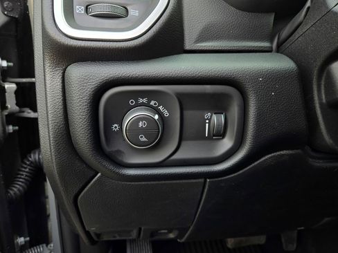 New 2026 RAM 3500 Big Horn AWD/4WD image 12