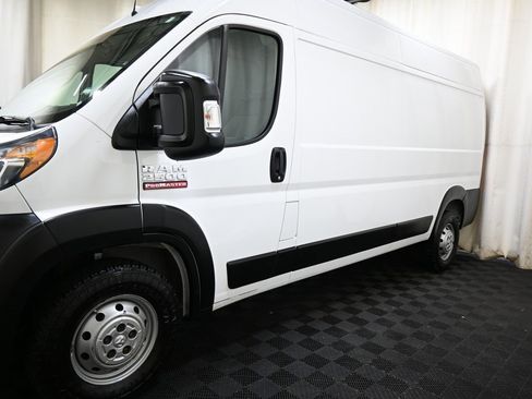 Used 2021 RAM ProMaster 2500 image 13