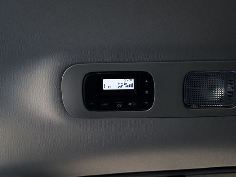 Certified 2025 Honda Odyssey EX-L image 44