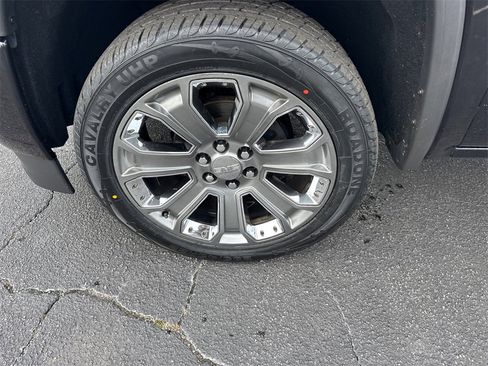 Used 2016 GMC Sierra 1500 Denali w/ Denali Ultimate Package image 12