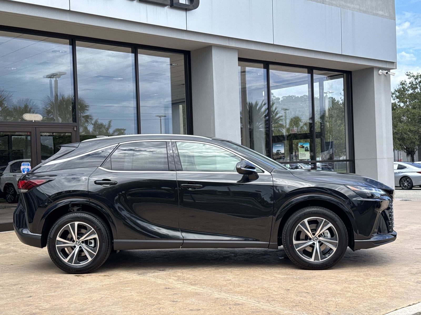 New 2026 Lexus RX 350 Premium w/ Convenience Package FWD image 2