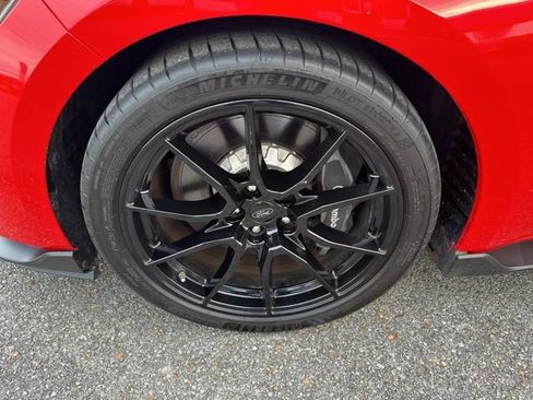 Used 2019 Ford Mustang Shelby GT350 w/ Technology Package image 4