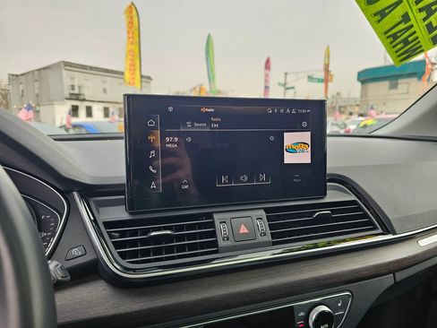 Used 2021 Audi Q5 2.0T Premium image 25