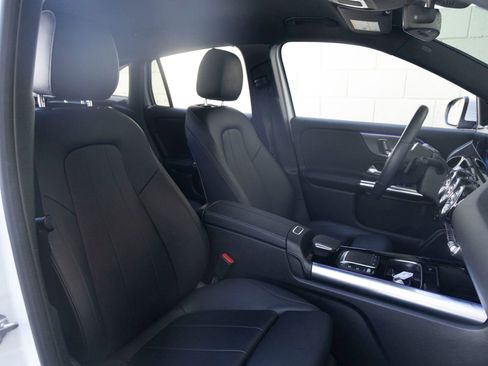 Used 2021 Mercedes-Benz GLA 250 image 26