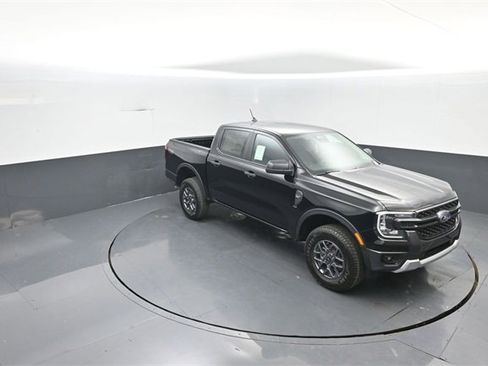 New 2025 Ford Ranger XLT w/ Equipment Group 301A High image 19