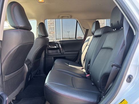 Used 2024 Toyota 4Runner TRD Off-Road Premium image 29