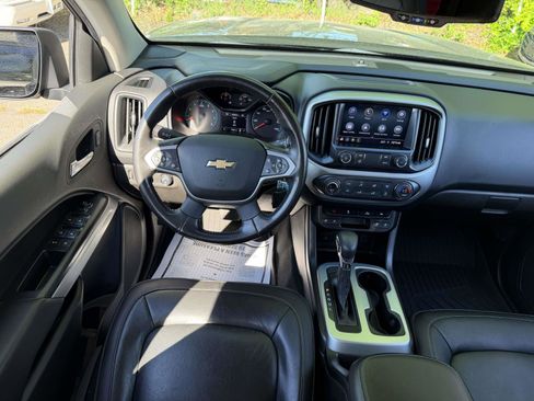 Used 2022 Chevrolet Colorado LT w/ Luxury Package AWD/4WD image 15