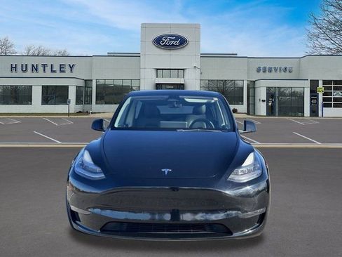 Used 2021 Tesla Model Y Long Range image 3