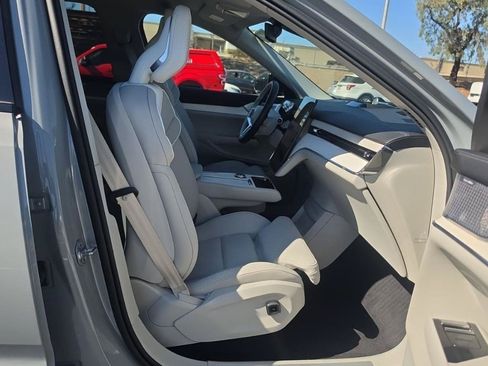Used 2025 Volvo EX90 Ultra AWD/4WD image 9