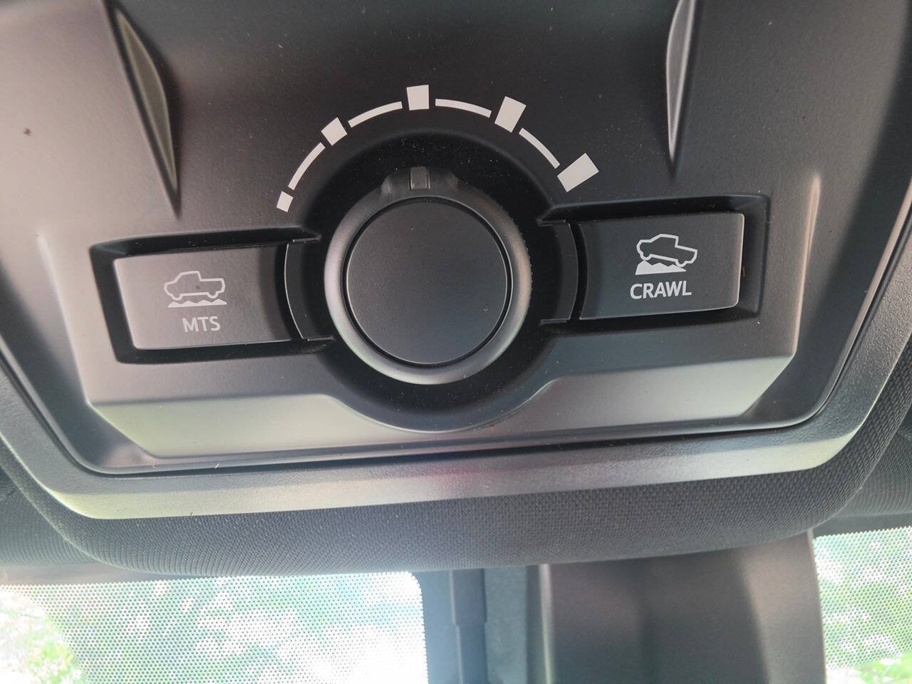 Used 2019 Toyota Tacoma TRD Off-Road AWD/4WD image 19