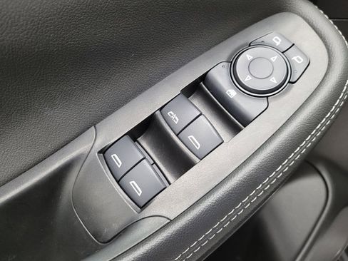 Used 2023 Buick Encore GX Preferred w/ Cold Weather Comfort Package FWD image 27