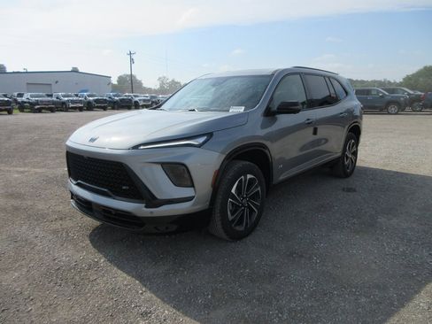 New 2026 Buick Enclave Sport Touring w/ Super Cruise Package image 10