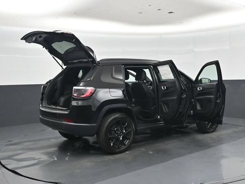 New 2026 Jeep Compass Latitude AWD/4WD image 51