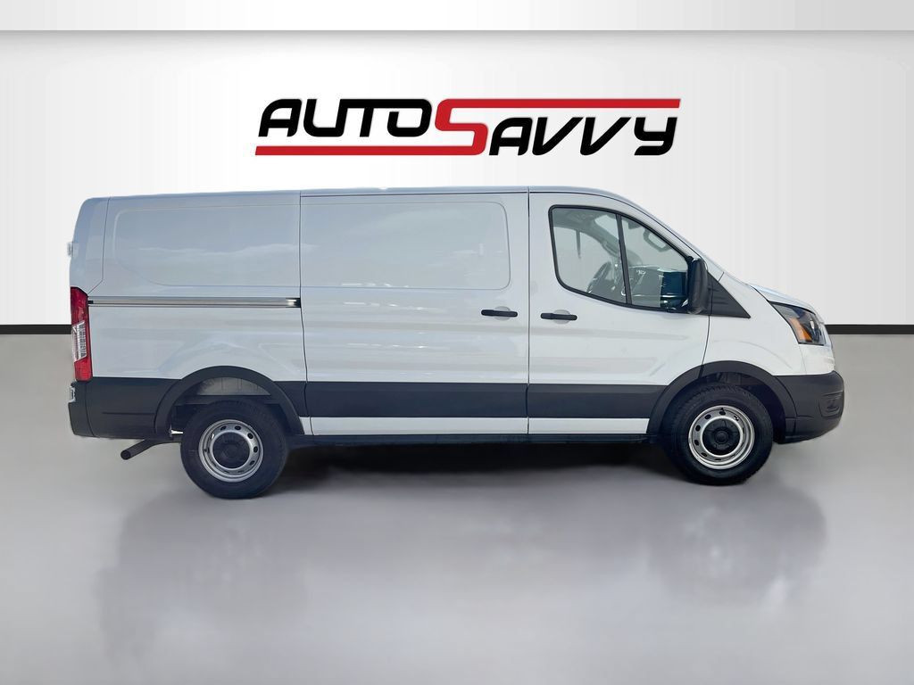 Used 2025 Ford Transit 150 Low Roof RWD image 8