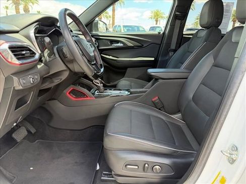 Used 2022 Chevrolet TrailBlazer RS FWD image 6