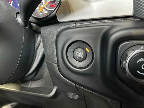 Used 2021 Jeep Wrangler Unlimited Islander image 29