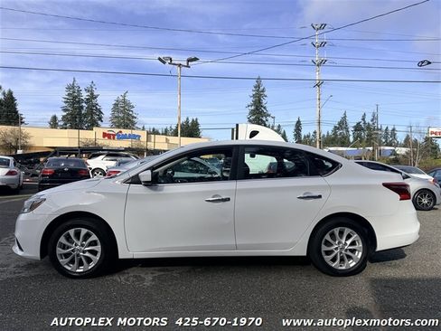 Used 2018 Nissan Sentra SV image 4