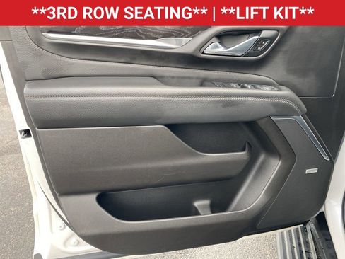 Used 2021 GMC Yukon Denali w/ Denali Ultimate Package RWD image 9