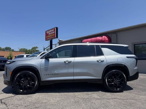 Used 2026 Chevrolet Traverse RS AWD/4WD image 6