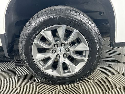 Used 2021 Chevrolet Silverado 1500 RST image 33