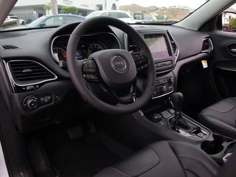 New 2023 Jeep Cherokee Altitude Lux image 14