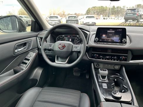 New 2026 Nissan Rogue SV w/ Rock Creek Premium Package AWD/4WD image 23