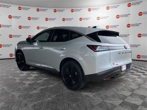 New 2025 Nissan Murano SV image 3