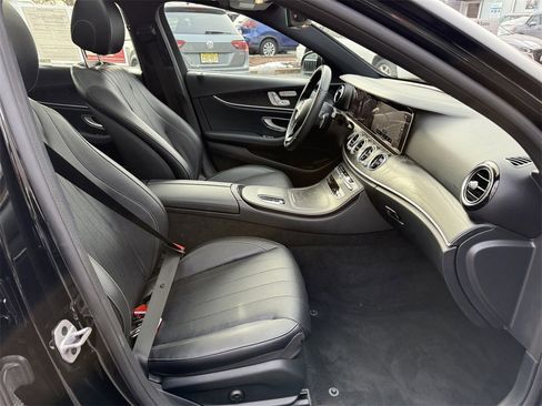 Used 2023 Mercedes-Benz E 350 Sedan w/ Premium Package image 29