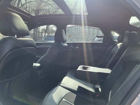 Used 2023 Kia K5 GT-Line image 23