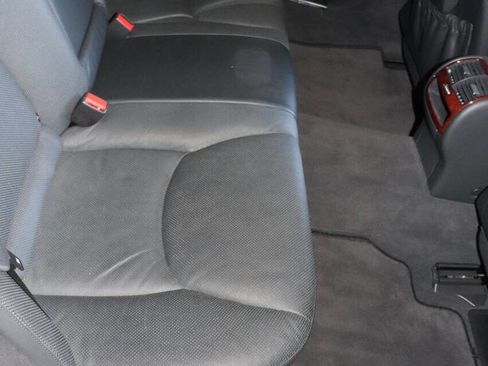 Used 2004 Mercedes-Benz S 500 image 64