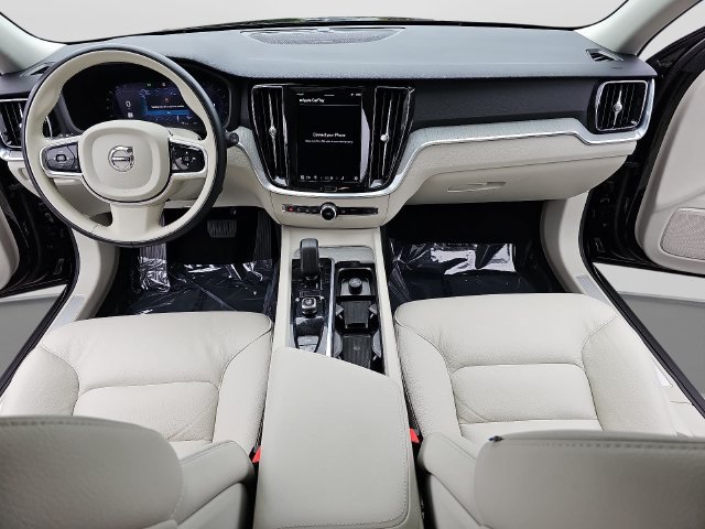 Used 2023 Volvo V60 B5 Cross Country Plus w/ Climate Package AWD/4WD image 11