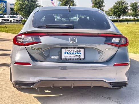 Used 2024 Honda Civic Sport image 6