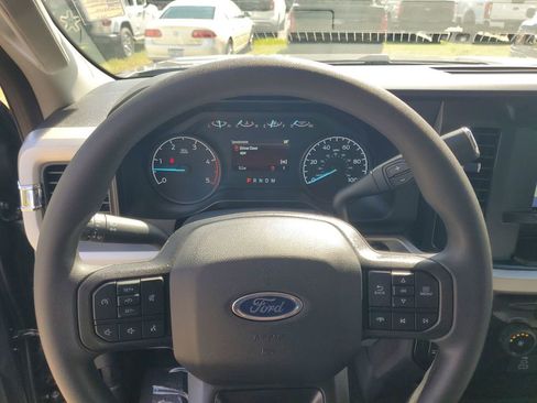 New 2026 Ford F250 XL w/ STX Appearance Package AWD/4WD image 13