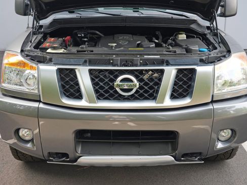 Used 2015 Nissan Titan PRO-4X AWD/4WD image 7