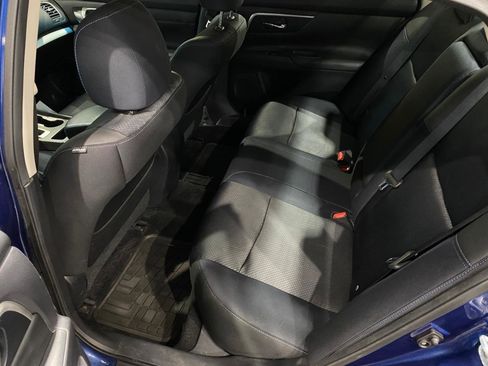 Used 2016 Nissan Altima 2.5 SR FWD image 16