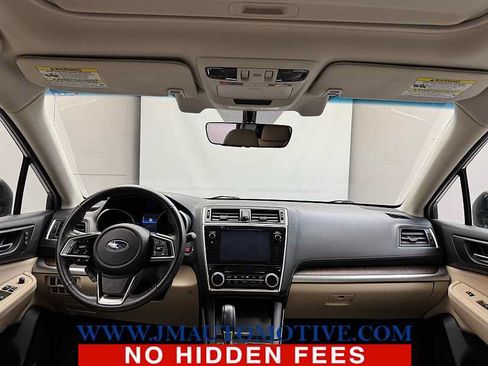Used 2018 Subaru Outback 2.5i Limited AWD/4WD image 12