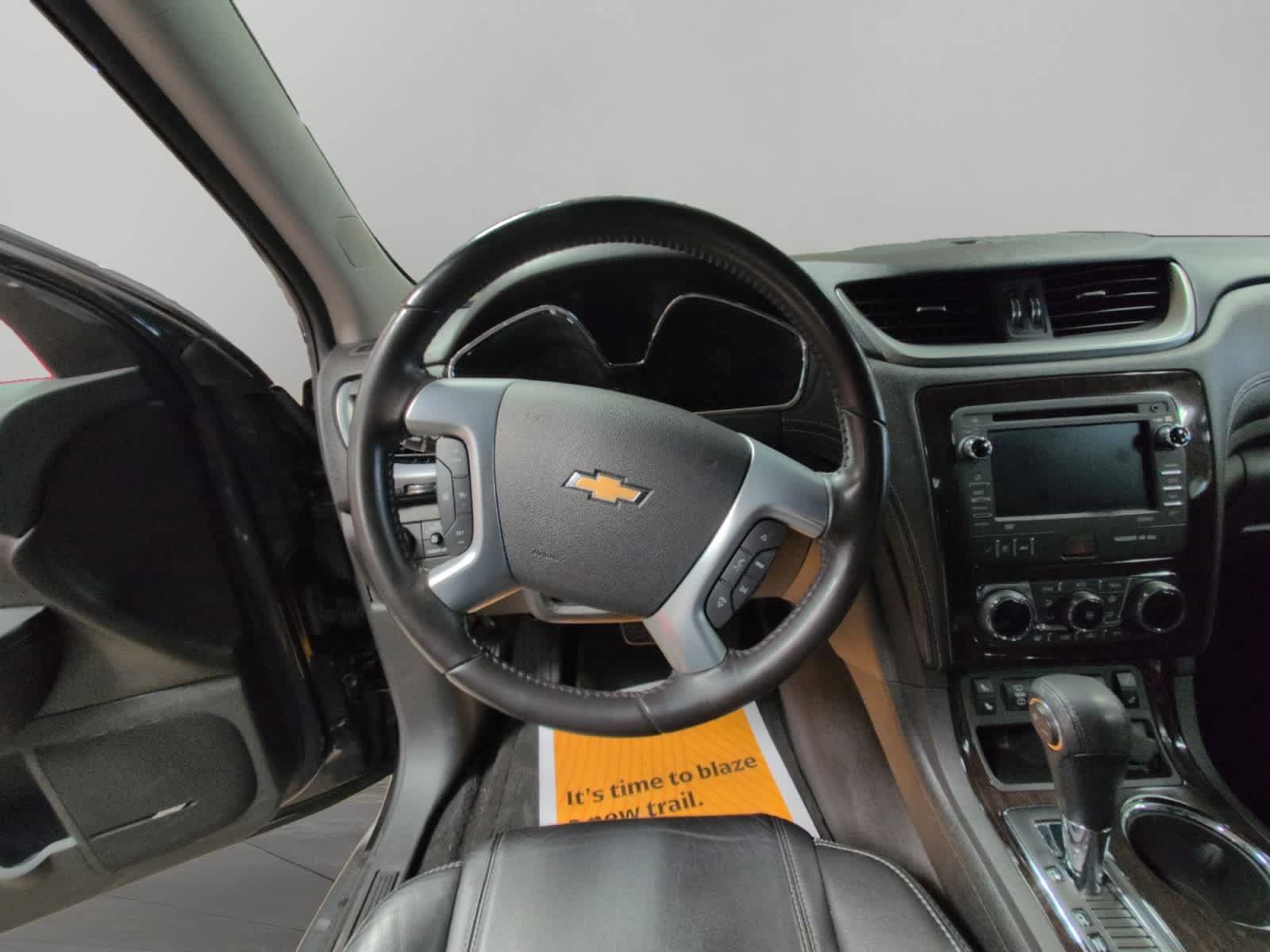 Used 2017 Chevrolet Traverse LT AWD/4WD image 12
