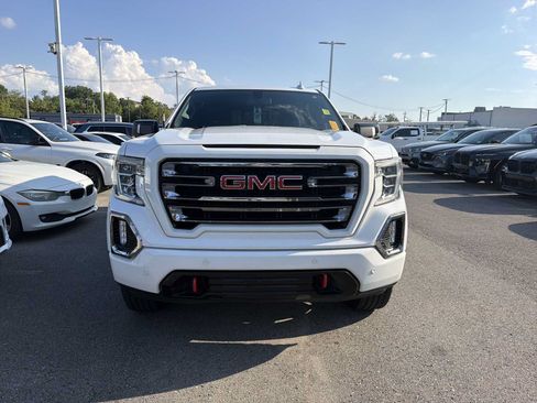 Used 2019 GMC Sierra 1500 AT4 w/ AT4 Premium Package AWD/4WD image 2